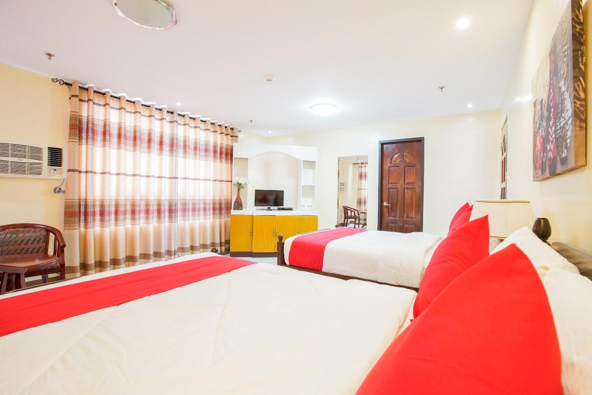 Oyo 236 Hotel Edmundo Pototan المظهر الخارجي الصورة