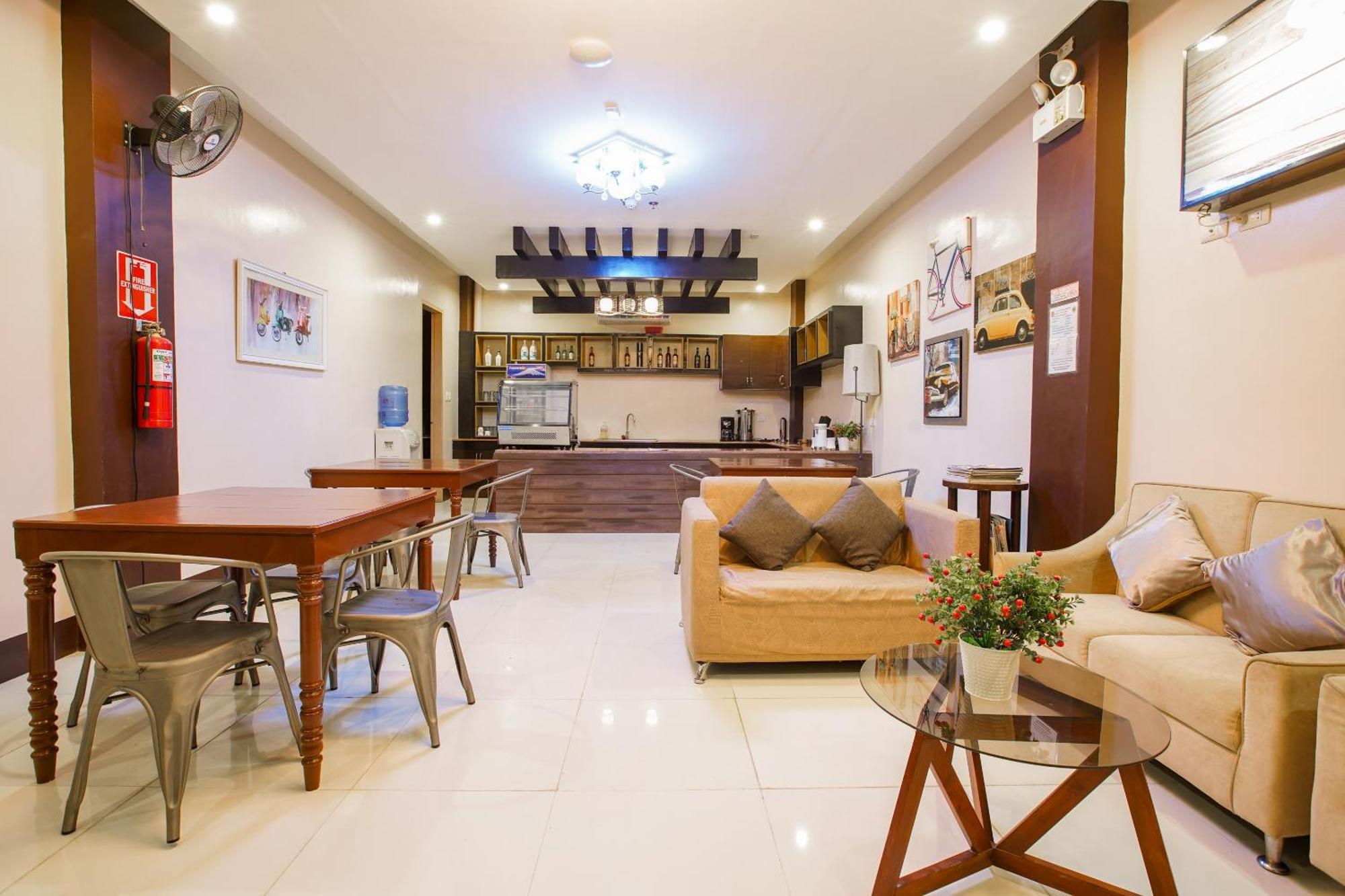 Oyo 236 Hotel Edmundo Pototan المظهر الخارجي الصورة